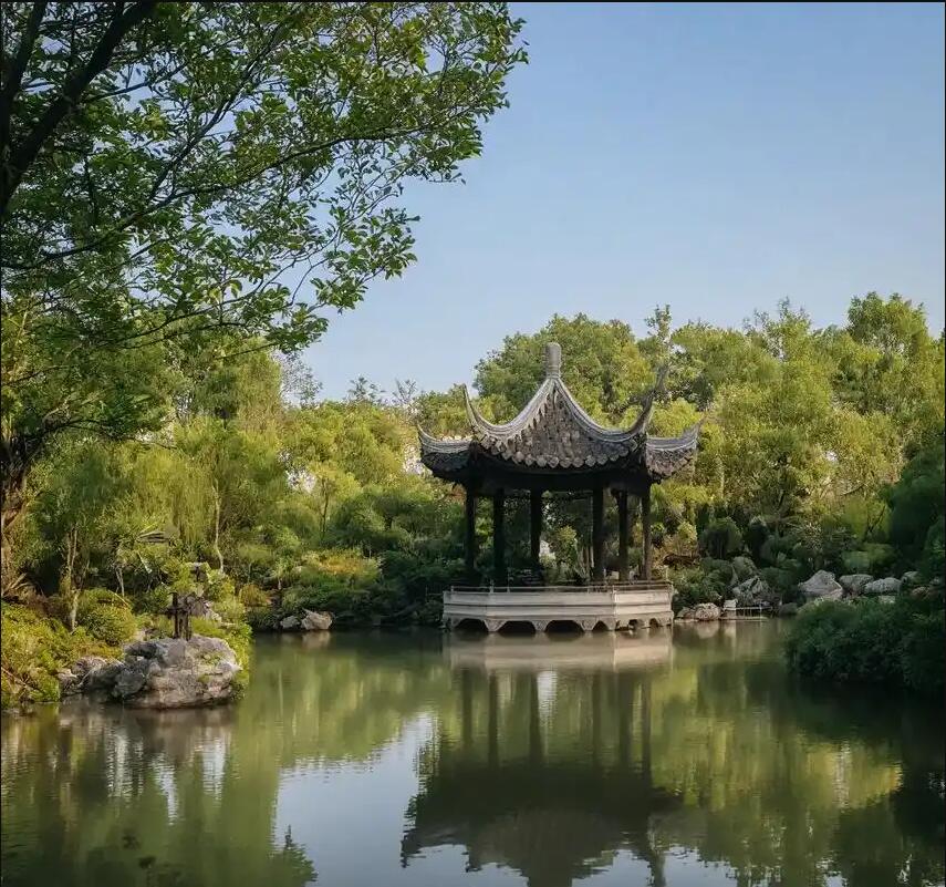 深圳南山雨珍房地产有限公司